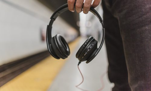 headphones, headset, music-2557583.jpg